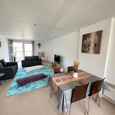 סוואנסי Water Front Apt Walk To The Beach & City Centre מראה חיצוני תמונה